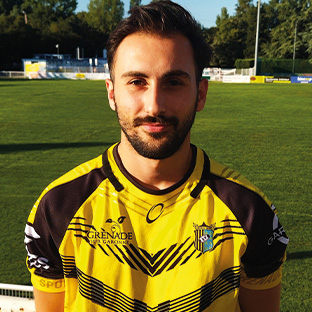 {poste.joueur.} {poste.joueur.}