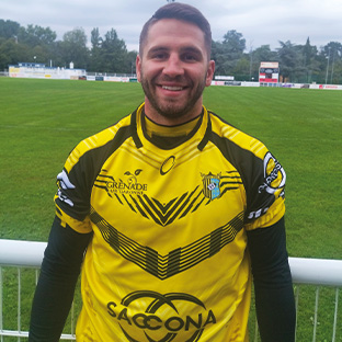 {poste.joueur.} {poste.joueur.}