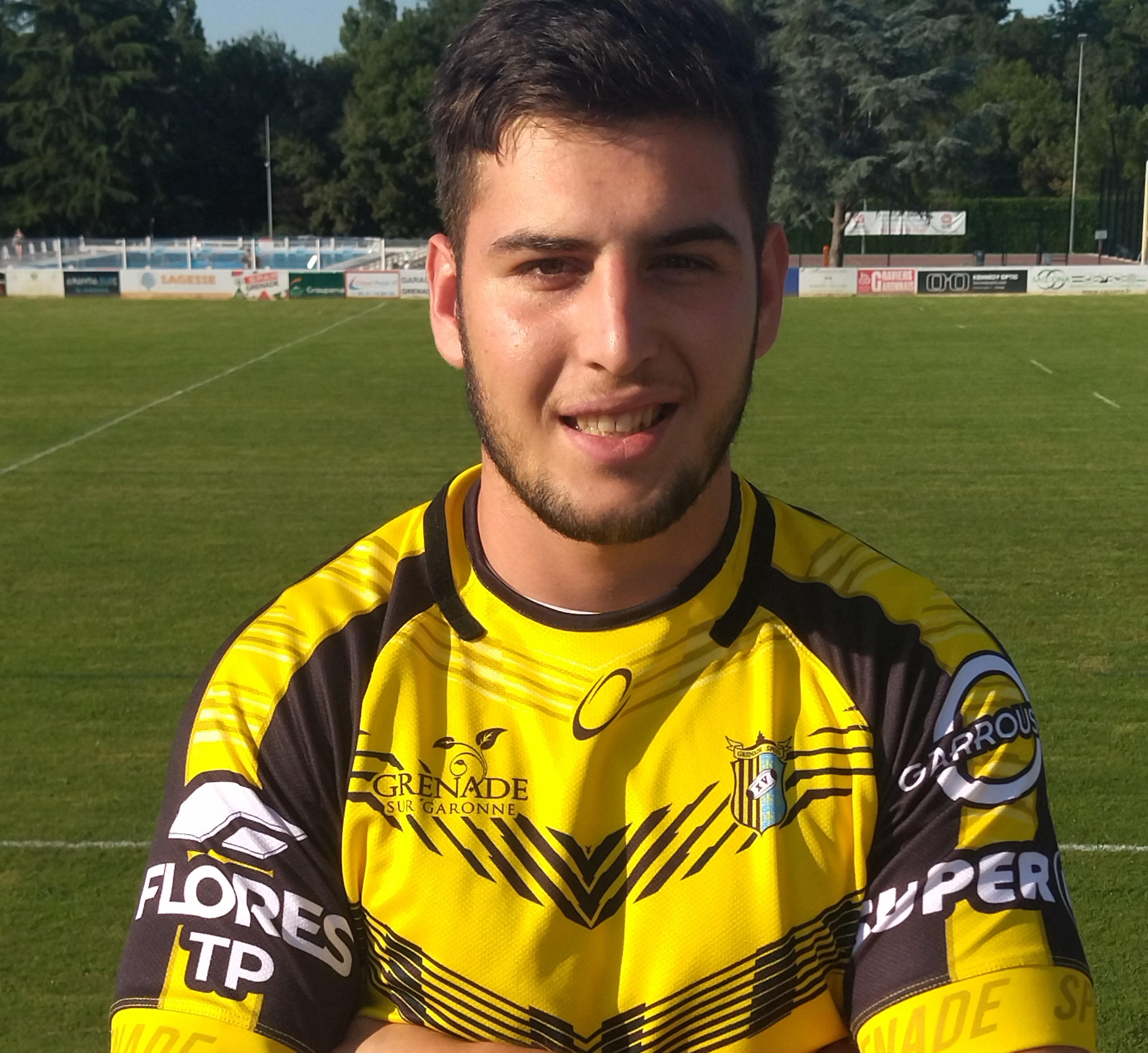 {poste.joueur.} {poste.joueur.}